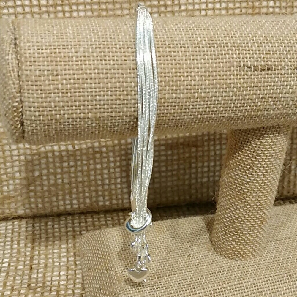 Beautiful Sterling SP dangling 💕 Bracelet